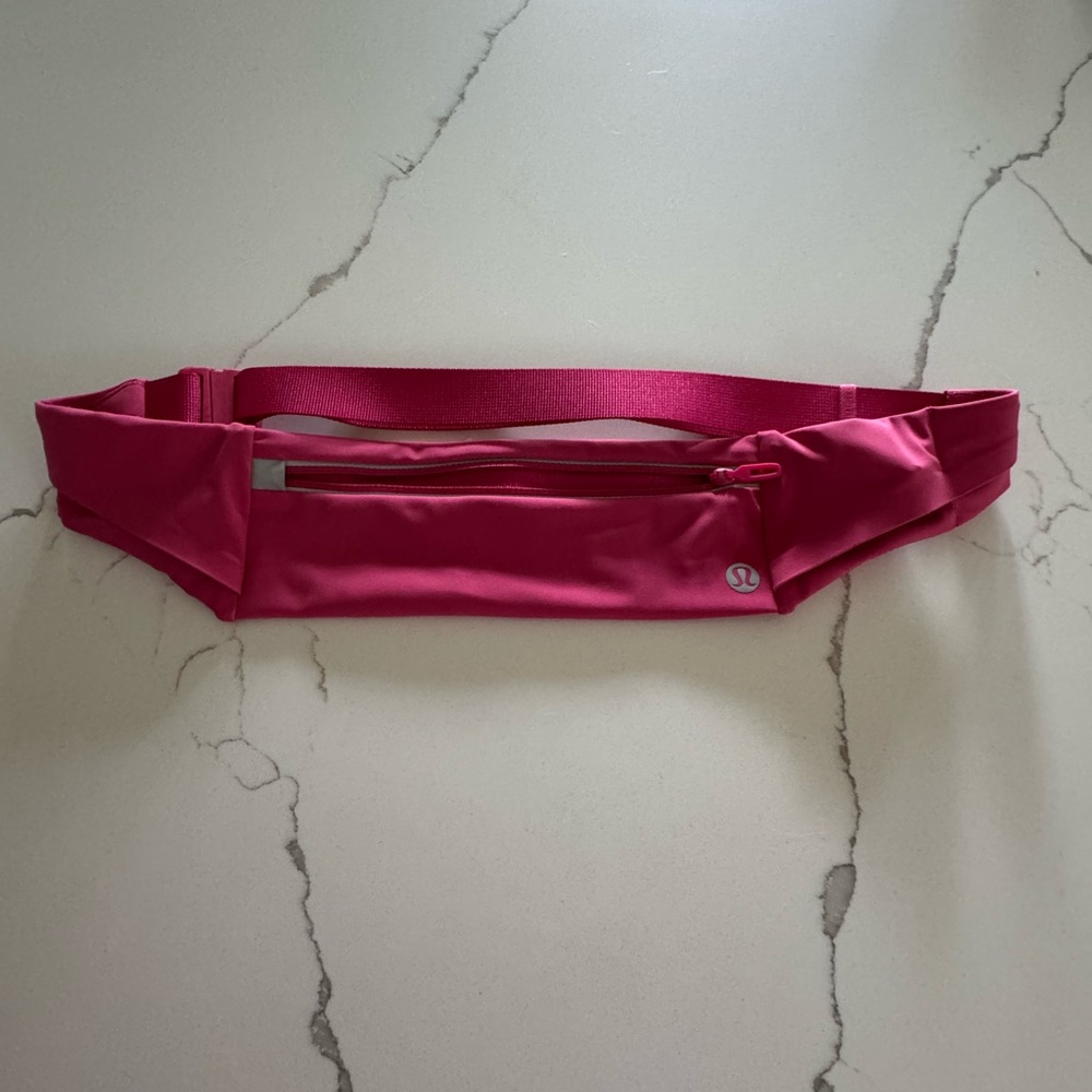 Lululemon Fast and Free running belt L/XL
